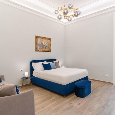 Palazzo Galeoni Luxury Suites Salerno Exterior foto